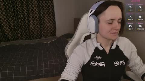 luna_loveeee online show from 04/10/26, 05:01