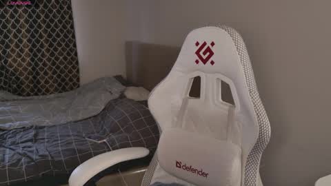 luna_loveeee online show from 04/14/26, 04:29