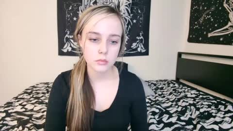 Luna online show from 02/27/25, 10:09