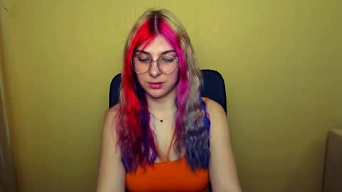 Luna online show from 02/25/25, 09:20