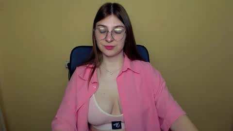 Luna online show from 03/30/26, 08:15