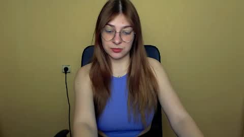 Luna online show from 05/12/26, 09:06