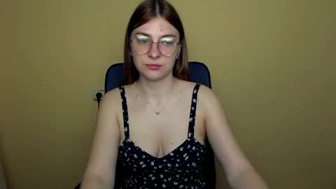 Luna online show from 05/21/26, 08:32