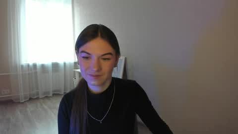luna_lust_211 online show from 04/01/26, 04:46