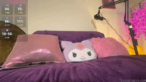 Luna Luuvz online show from 04/16/26, 03:07