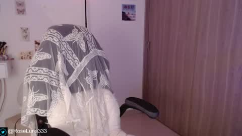 Luna online show from 04/05/26, 07:38