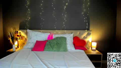 Adele online show from 04/21/26, 01:42