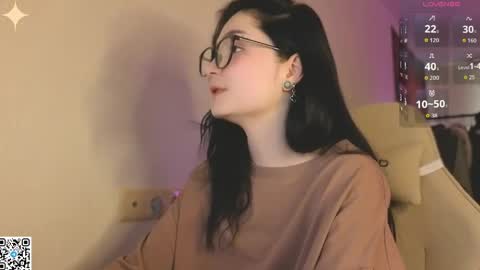 Luna online show from 04/19/26, 01:27