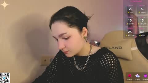 Luna online show from 04/24/26, 02:03