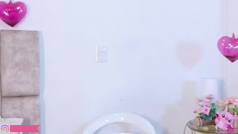   online show from 12/19/25, 09:44