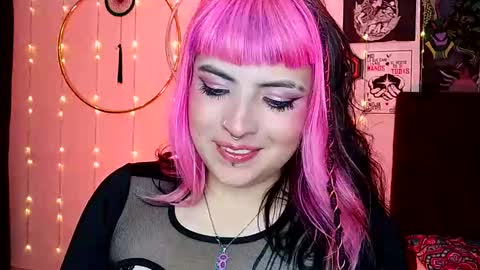 MISS LUNA  online show from 01/25/25, 05:51