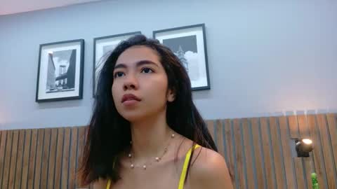 LUNA  online show from 12/22/25, 02:14