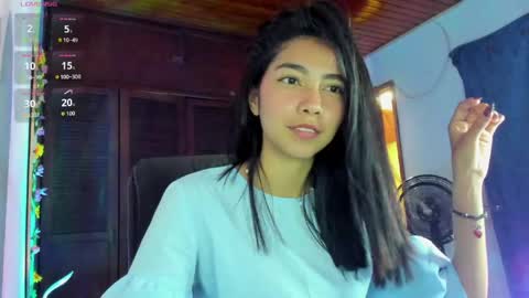 Snapshot of luna_roja257 chatting on 06/16/26, 05:15 Luna Roja26 online show from 06/16/26, 05:15