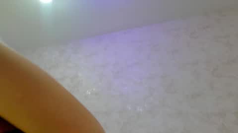 Luna online show from 03/13/26, 07:15