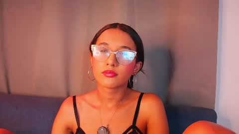 luna_valen online show from 07/16/26, 09:32
