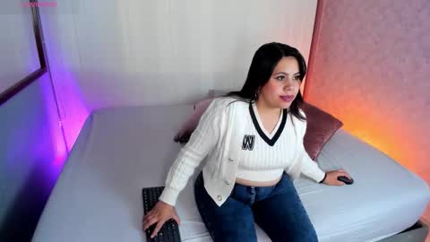 Luna  online show from 12/17/25, 11:16