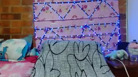 luna_vixxen online show from 03/19/26, 06:17