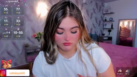  Luna online show from 11/22/25, 02:43