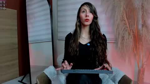 luna online show from 03/22/26, 02:20