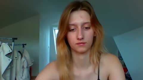Snapshot of luna_xsensual chatting on 12/04/24, 11:08 L U N A online show from 12/04/24, 11:08