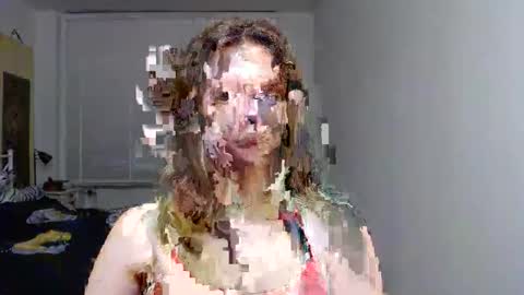 Snapshot of luna_xsensual chatting on 10/27/25, 06:28 L U N A online show from 10/27/25, 06:28