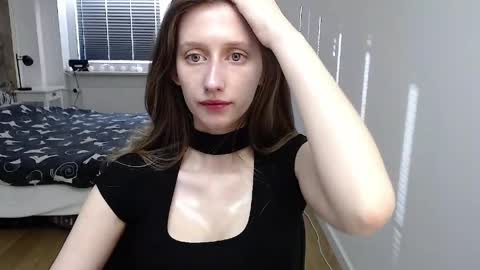 L U N A  online show from 03/30/26, 05:41