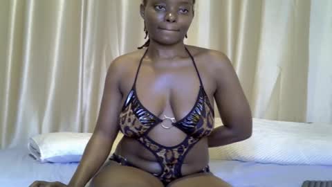 luna online show from 02/12/26, 01:22