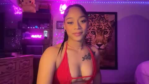 Snapshot of lunaa_11 chatting on 05/20/26, 05:46 lunaa_11 online show from 05/20/26, 05:46