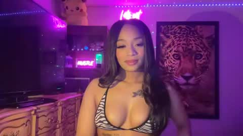 Snapshot of lunaa_11 chatting on 06/25/26, 06:18 lunaa_11 online show from 06/25/26, 06:18