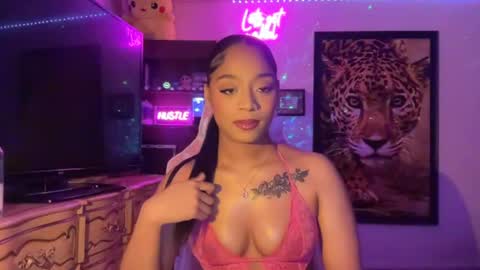 Snapshot of lunaa_11 chatting on 07/30/26, 06:12 lunaa_11 online show from 07/30/26, 06:12
