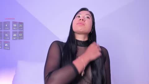 lunaa_hart online show from 06/11/26, 12:08