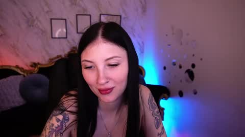 lunaamay online show from 04/16/26, 06:47