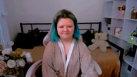 Luna online show from 03/12/26, 08:09