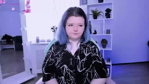 Luna online show from 04/25/26, 06:27