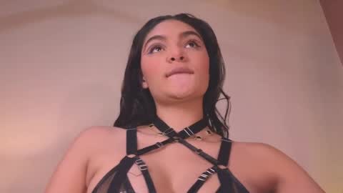 Luna Aspen online show from 04/21/26, 06:23