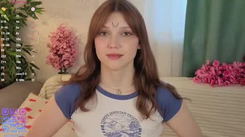 Luna online show from 11/12/25, 05:08