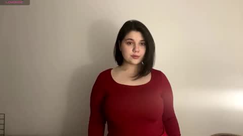 Snapshot of lunablakes chatting on 02/09/26, 07:45 Luna online show from 02/09/26, 07:45