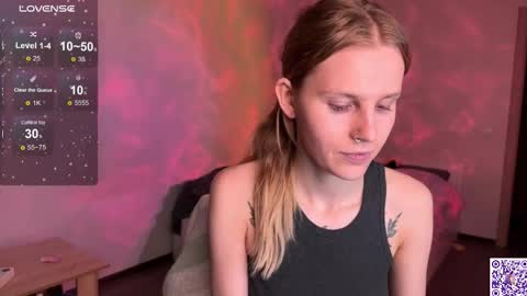 Snapshot of lunacyy chatting on 10/04/25, 08:07 Britney online show from 10/04/25, 08:07