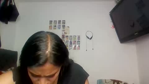 lunaevans42 online show from 02/19/26, 07:32