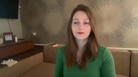 lunafeather online show from 03/28/26, 05:18