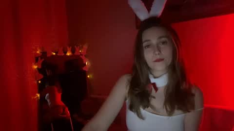 lunafeather online show from 04/03/26, 07:01