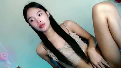 lunafoxx_ online show from 04/21/26, 10:45