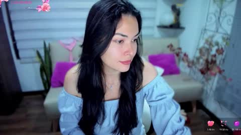 Luna online show from 10/31/25, 02:56