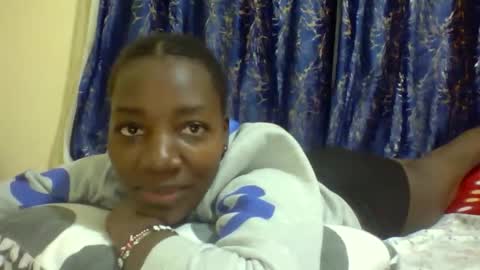 Snapshot of lunah_kitty chatting on 04/16/26, 09:39 lunah_kitty online show from 04/16/26, 09:39