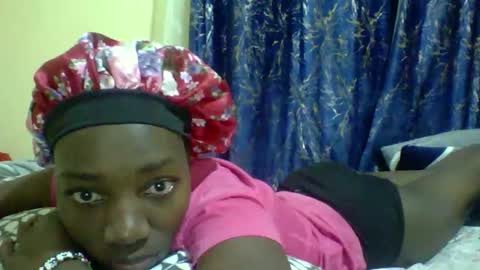 Snapshot of lunah_kitty chatting on 05/03/26, 10:10 lunah_kitty online show from 05/03/26, 10:10