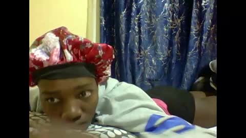 Snapshot of lunah_kitty chatting on 05/04/26, 03:24 lunah_kitty online show from 05/04/26, 03:24