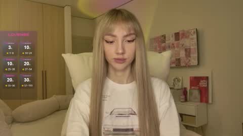 Snapshot of lunainnk chatting on 02/23/26, 07:33 Luna online show from 02/23/26, 07:33