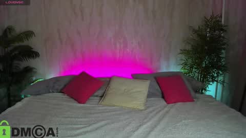 Snapshot of lunakown chatting on 11/22/25, 09:19 Varvara online show from 11/22/25, 09:19