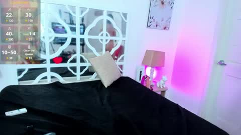 Snapshot of lunalasman chatting on 02/27/25, 02:00 Luna Lasman online show from 02/27/25, 02:00