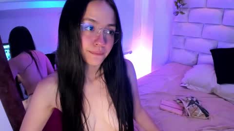 Snapshot of lunalasman chatting on 03/10/25, 03:09 Luna Lasman online show from 03/10/25, 03:09